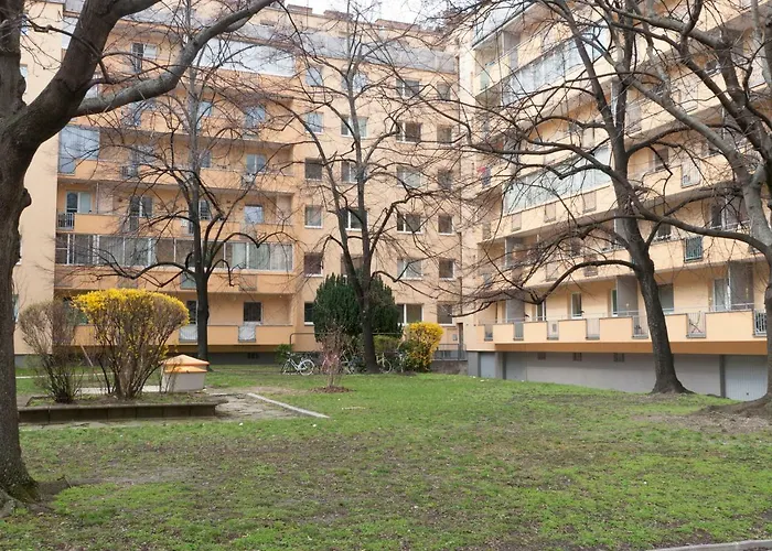 Spacious 2rooms Area Apartment *